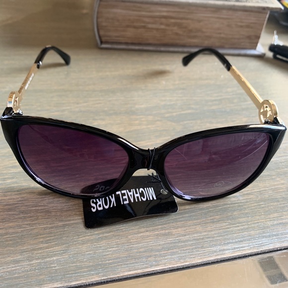NWT Michael Kors Sunglasses - Picture 5 of 5